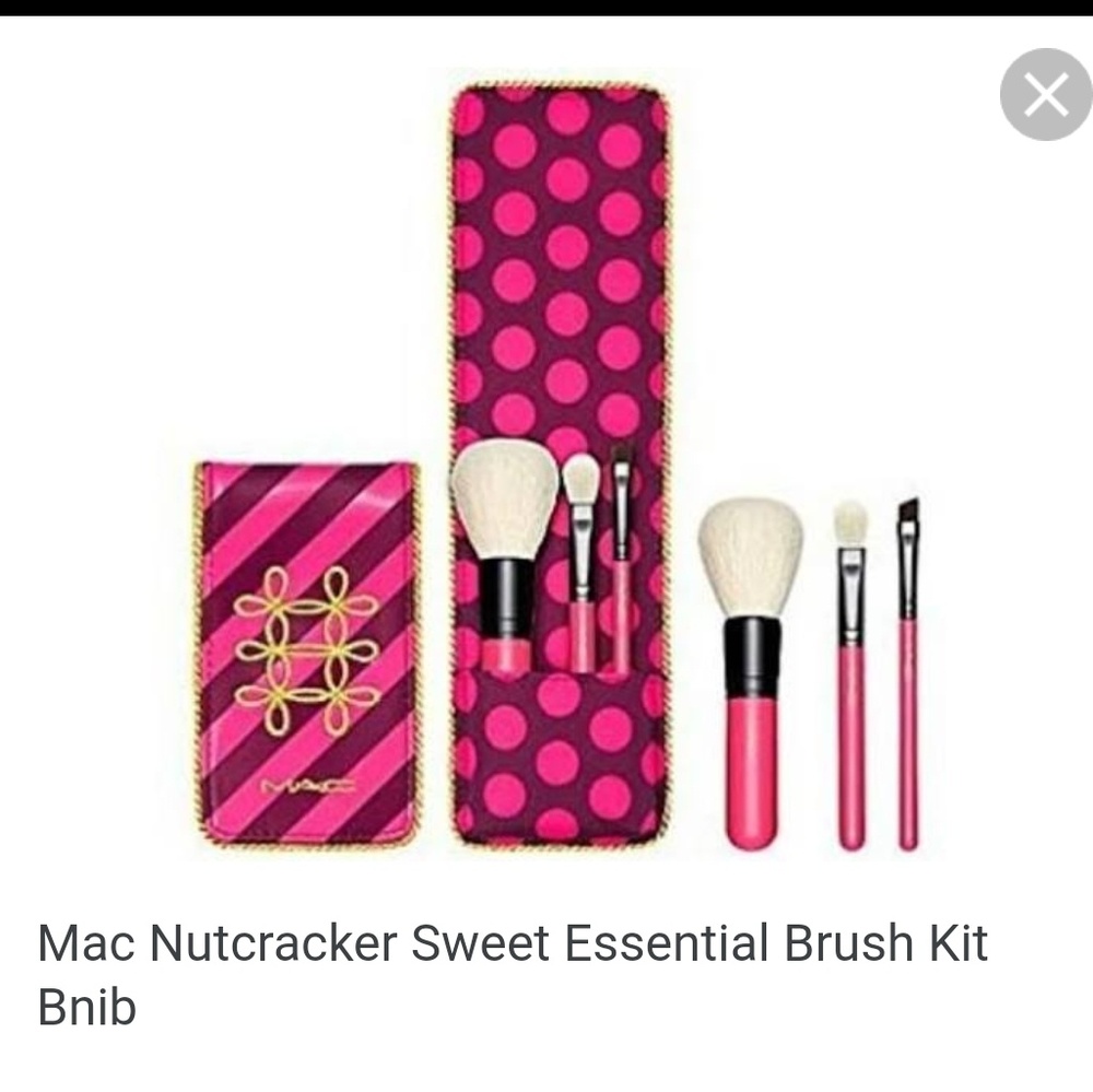 💟 MAC Nutcracker Sweet Essential Brush Kit 💟